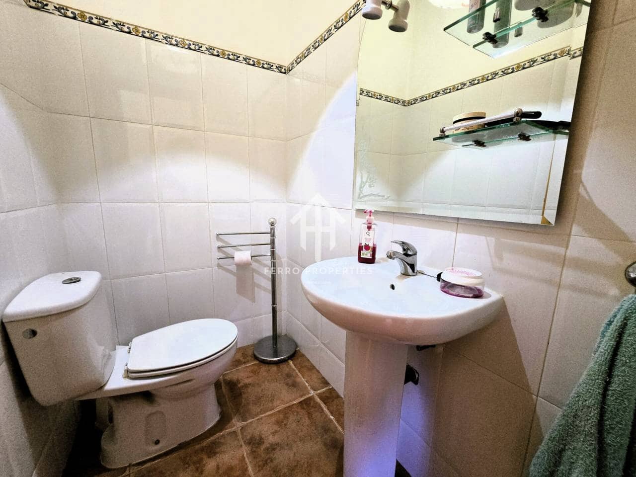 4 soveværelse Villa til salg i Moraleda de Zafayona med swimmingpool - € 280.000 (Ref: 9152599)