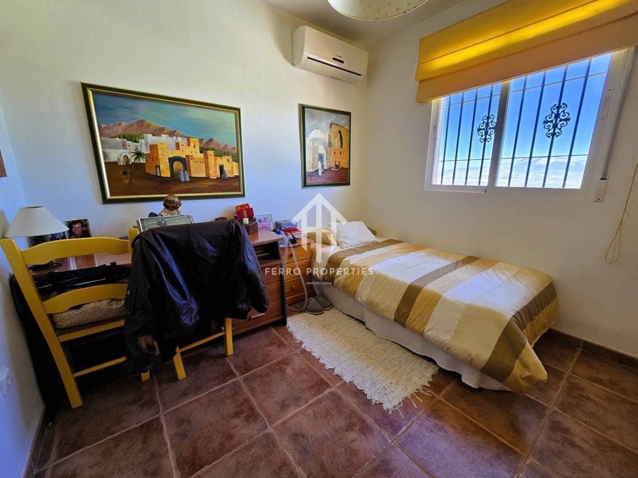 4 soveværelse Villa til salg i Moraleda de Zafayona med swimmingpool - € 280.000 (Ref: 9152599)