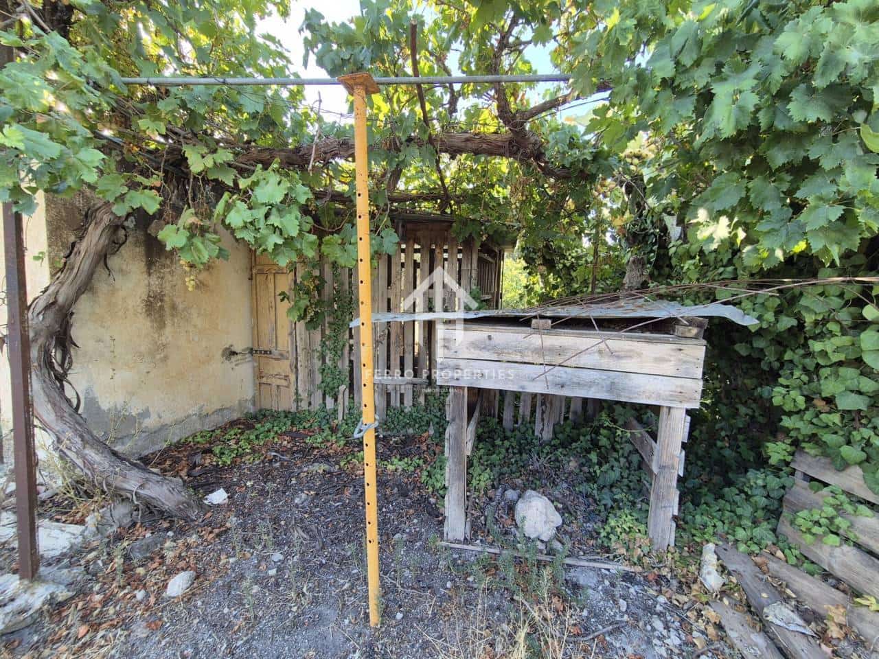 Finka/Dom wiejski na sprzedaż w Loja - 68 000 € (Ref: 9152602)