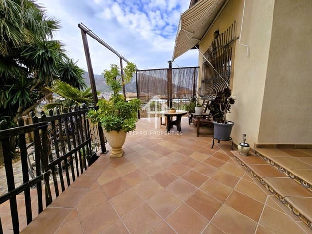 6 soveværelse Villa til salg i Loja med garage - € 429.000 (Ref: 9152607)