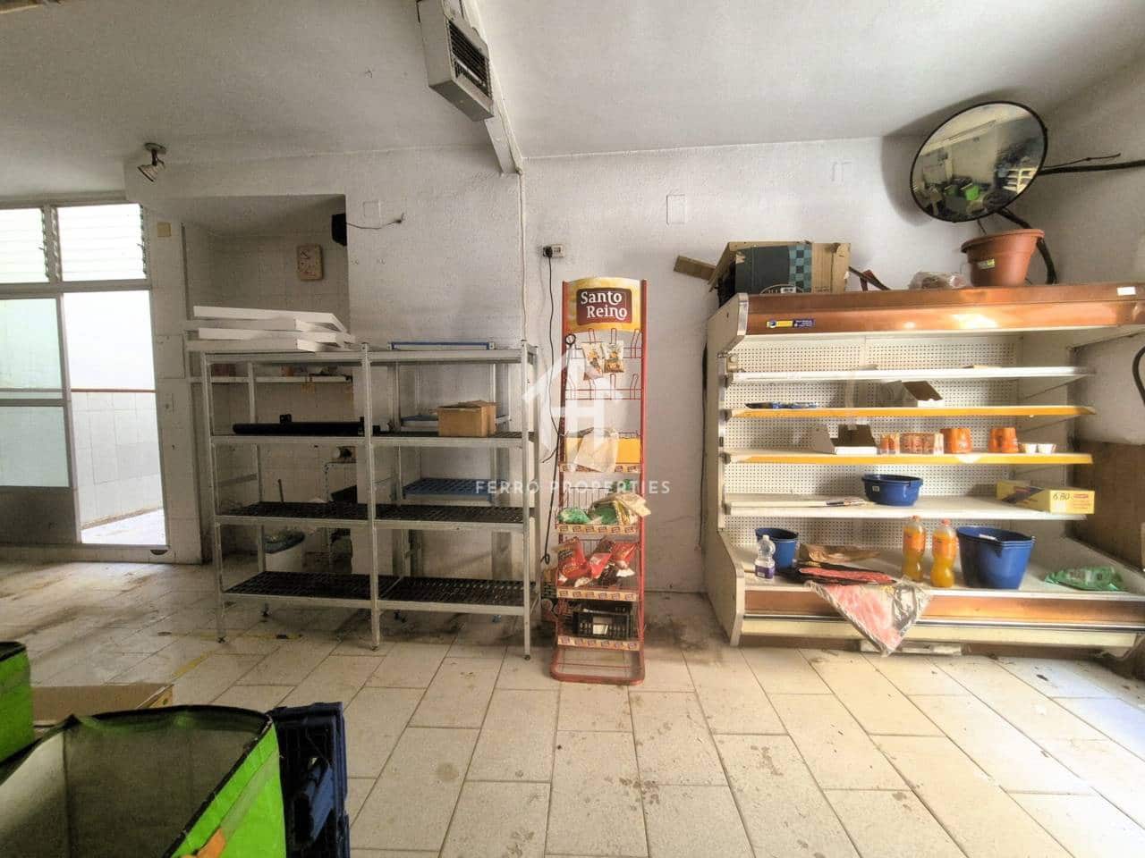 Commerciale in vendita in Loja - 49.900 € (Rif: 9152609)