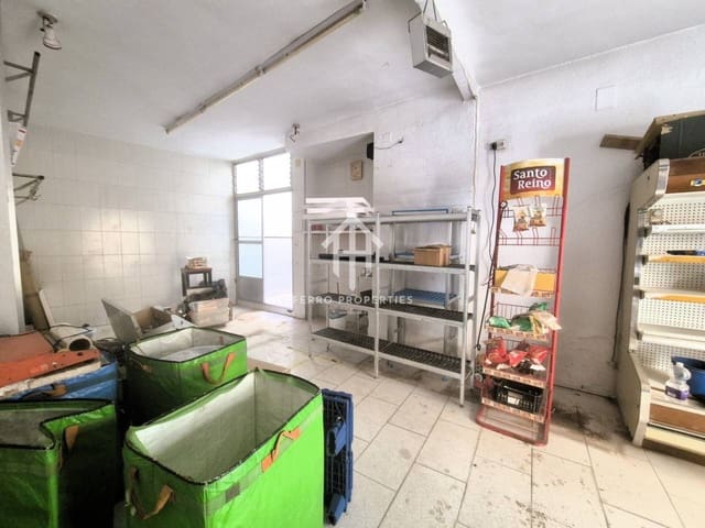 Local Comercial en Loja en venta - 49.900 € (Ref: 9152609)