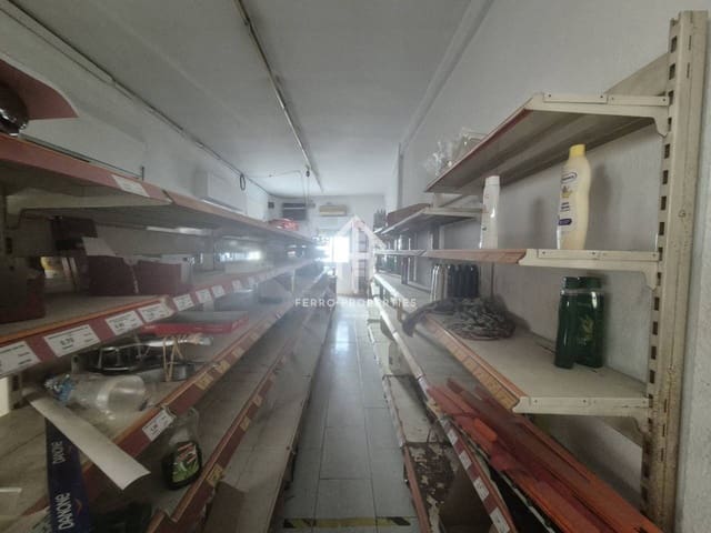 Local Comercial en Loja en venta - 49.900 € (Ref: 9152609)