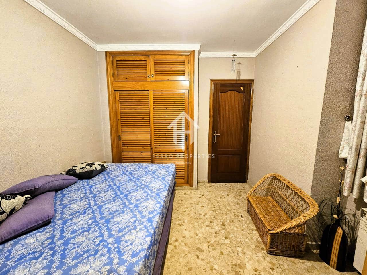 4 chambre Maison de Ville à vendre à Loja avec garage - 226 000 € (Ref: 9152611)