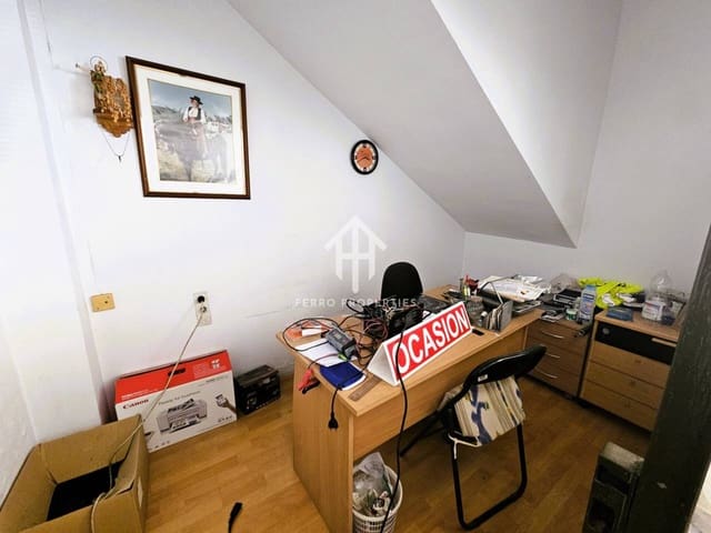 4 chambre Maison de Ville à vendre à Loja avec garage - 226 000 € (Ref: 9152611)