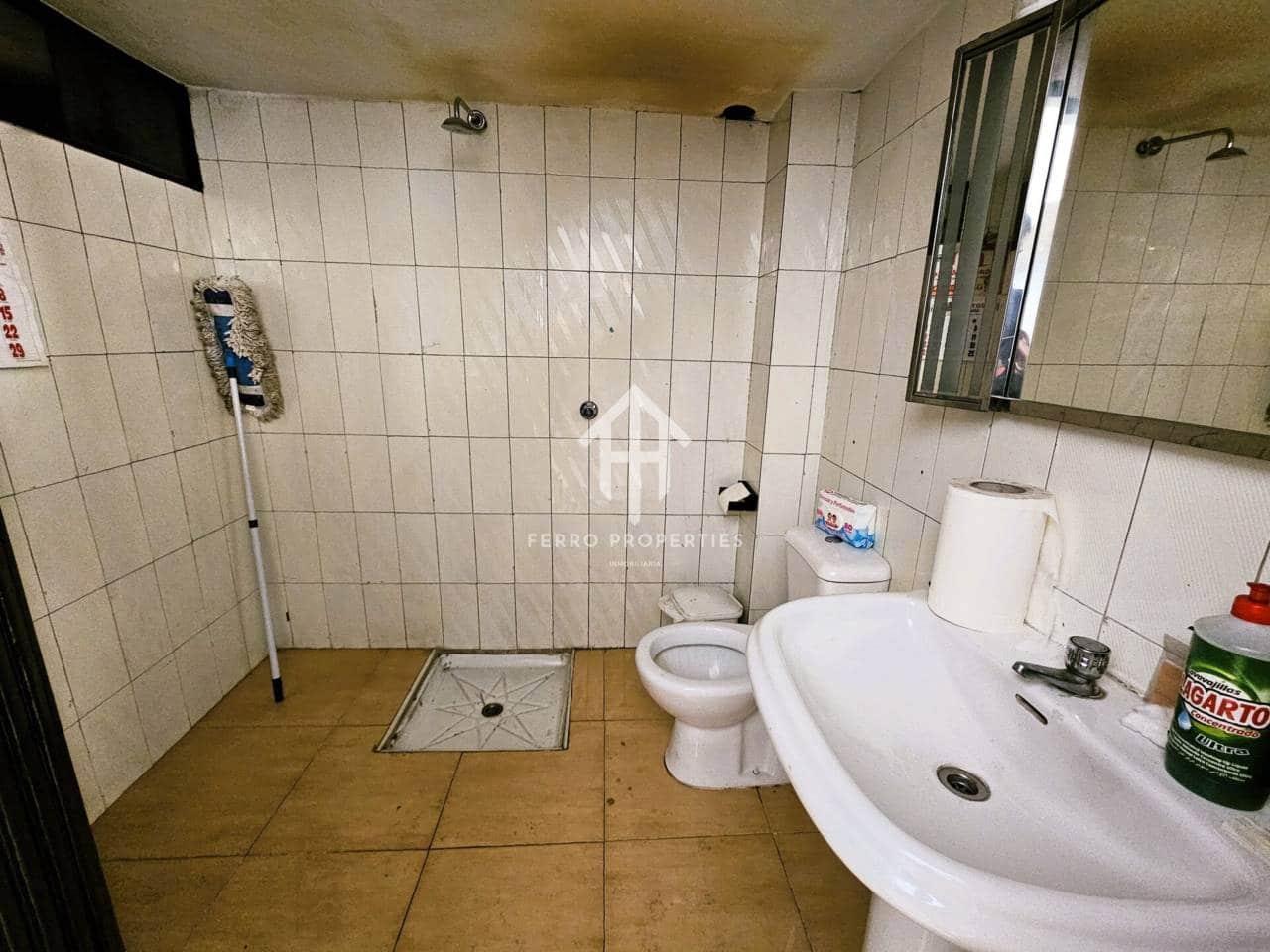 4 chambre Maison de Ville à vendre à Loja avec garage - 226 000 € (Ref: 9152611)