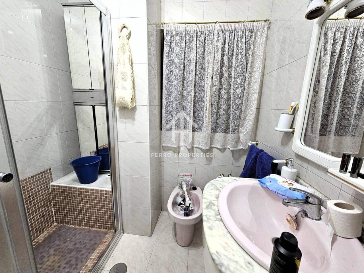 4 chambre Maison de Ville à vendre à Loja avec garage - 226 000 € (Ref: 9152611)