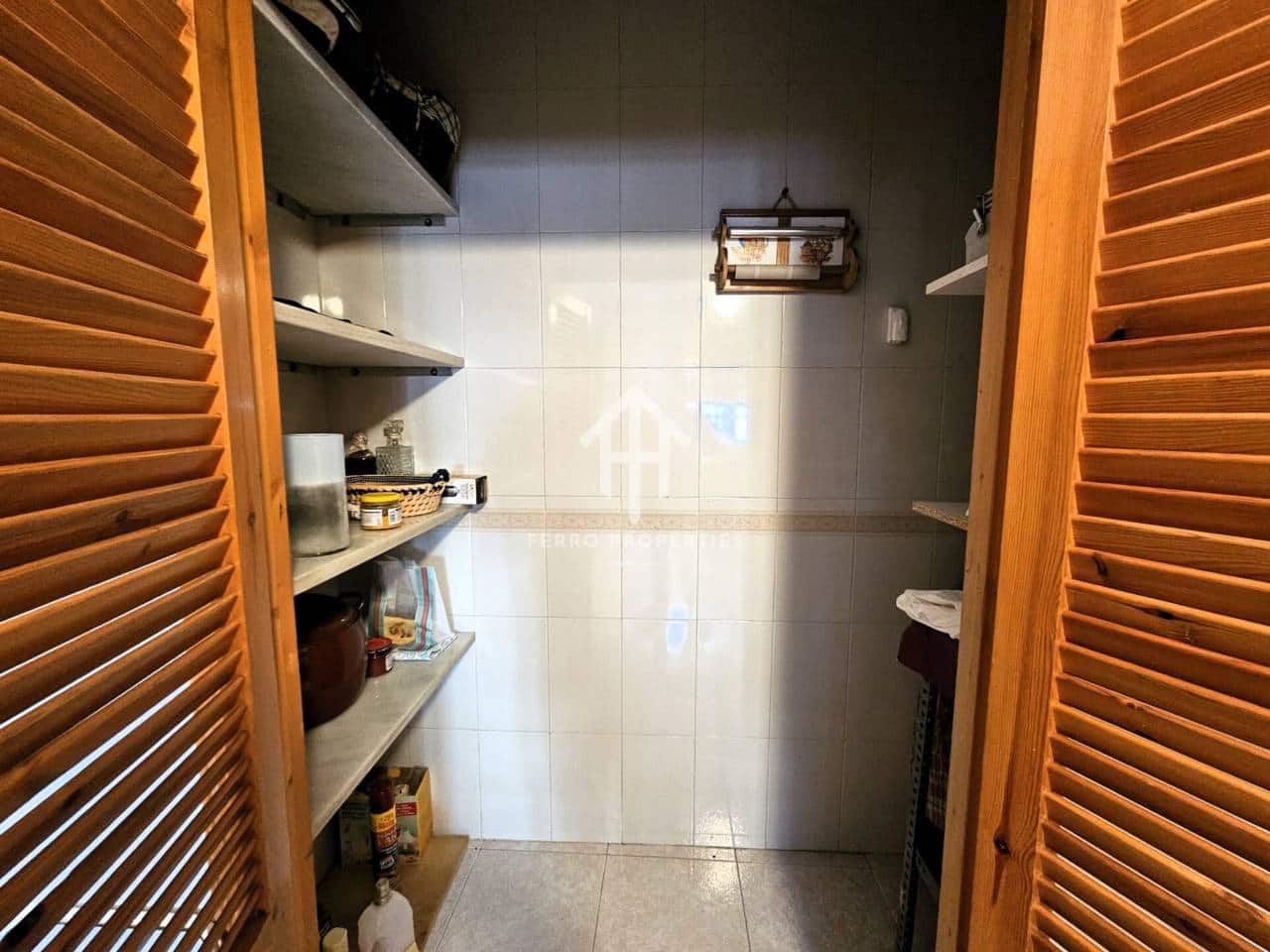 4 chambre Maison de Ville à vendre à Loja avec garage - 226 000 € (Ref: 9152611)