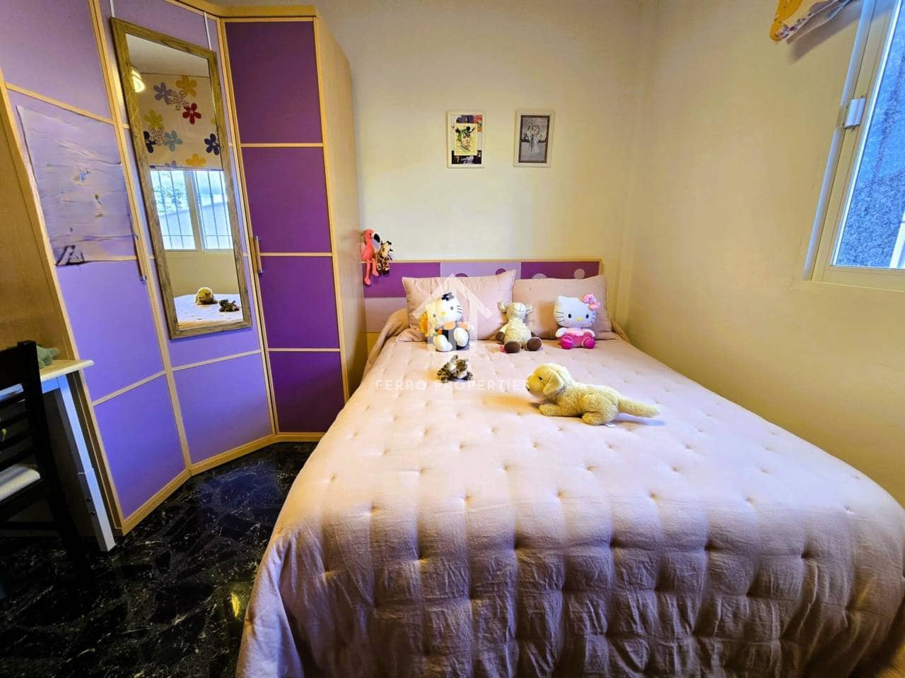 4 soveværelse Villa til salg i Loja med swimmingpool garage - € 275.000 (Ref: 9152613)