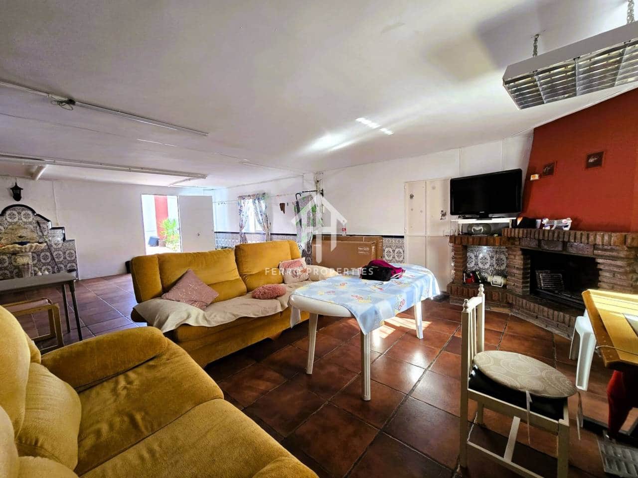 4 soveværelse Villa til salg i Loja med swimmingpool garage - € 275.000 (Ref: 9152613)