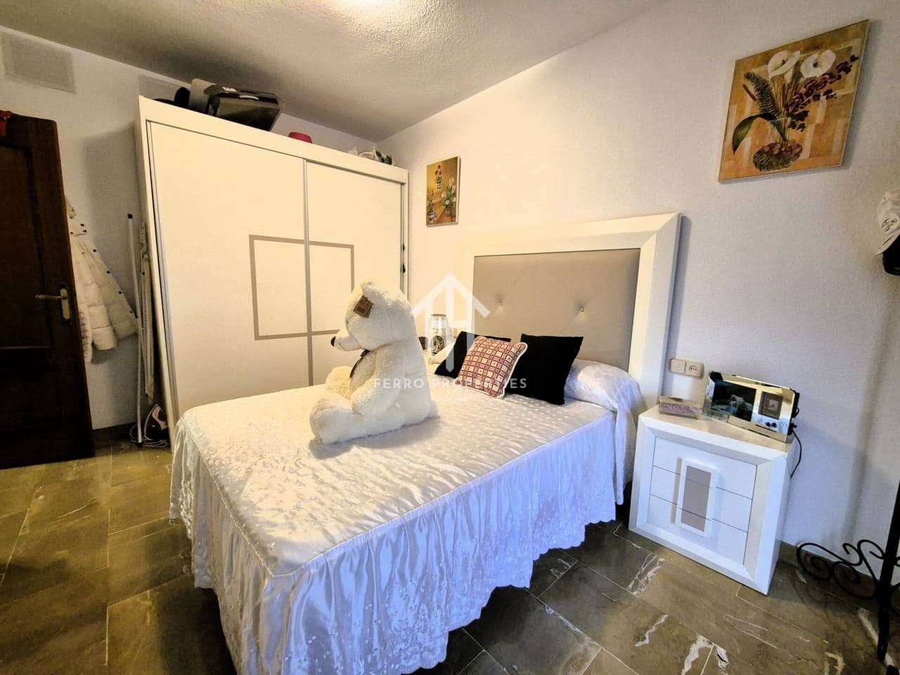 3 slaapkamer Flat te koop in Loja - € 125.000 (Ref: 9152616)