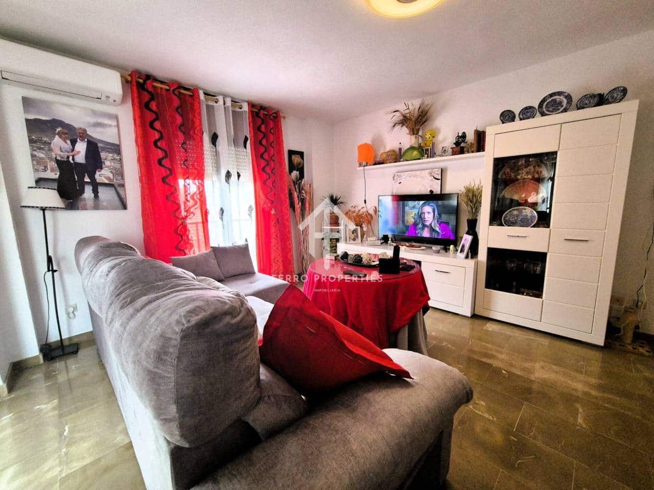 3 slaapkamer Flat te koop in Loja - € 125.000 (Ref: 9152616)