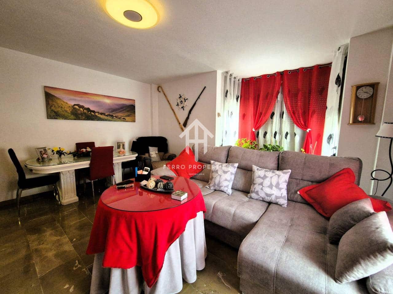 3 slaapkamer Flat te koop in Loja - € 125.000 (Ref: 9152616)