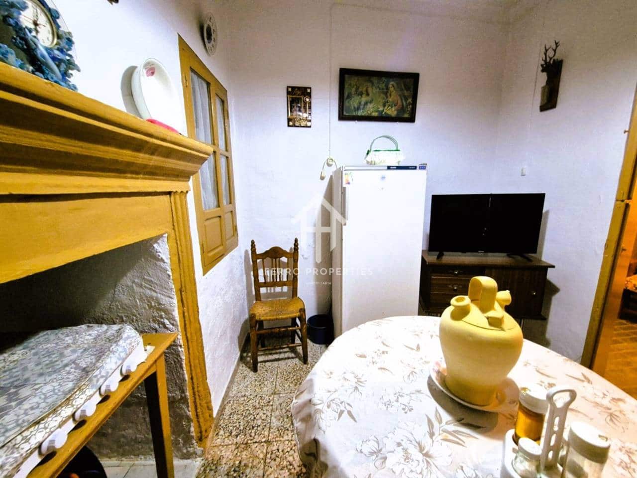 4 quarto Apartamento para venda em Zagra - 48 900 € (Ref: 9152617)