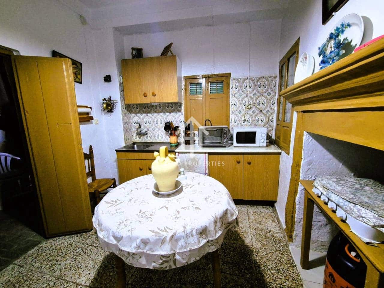 4 quarto Apartamento para venda em Zagra - 48 900 € (Ref: 9152617)