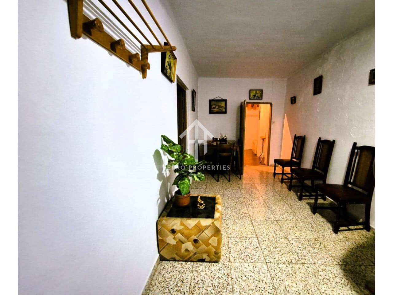 4 quarto Apartamento para venda em Zagra - 48 900 € (Ref: 9152617)