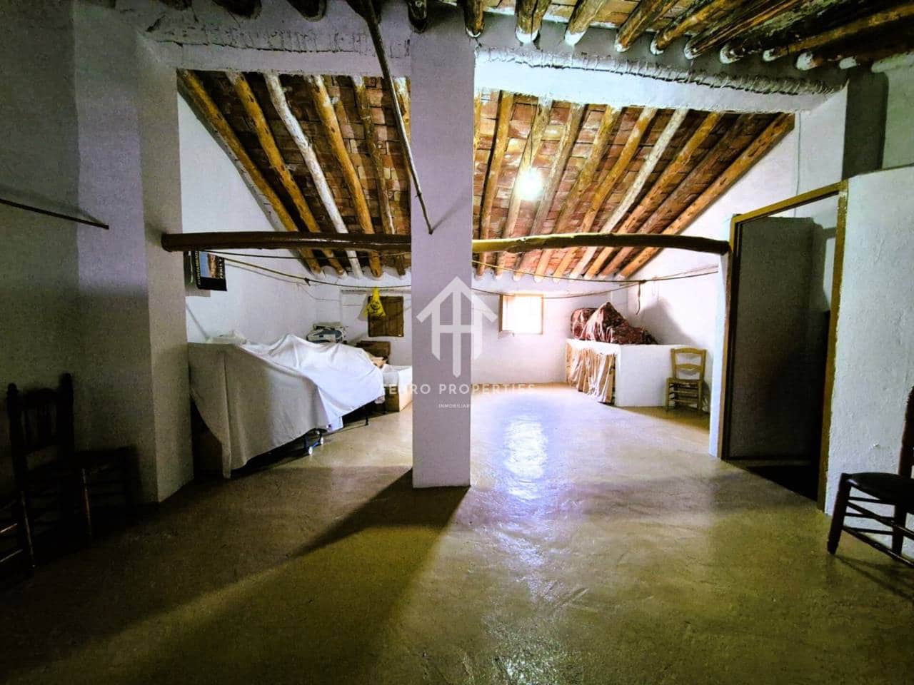 4 quarto Apartamento para venda em Zagra - 48 900 € (Ref: 9152617)