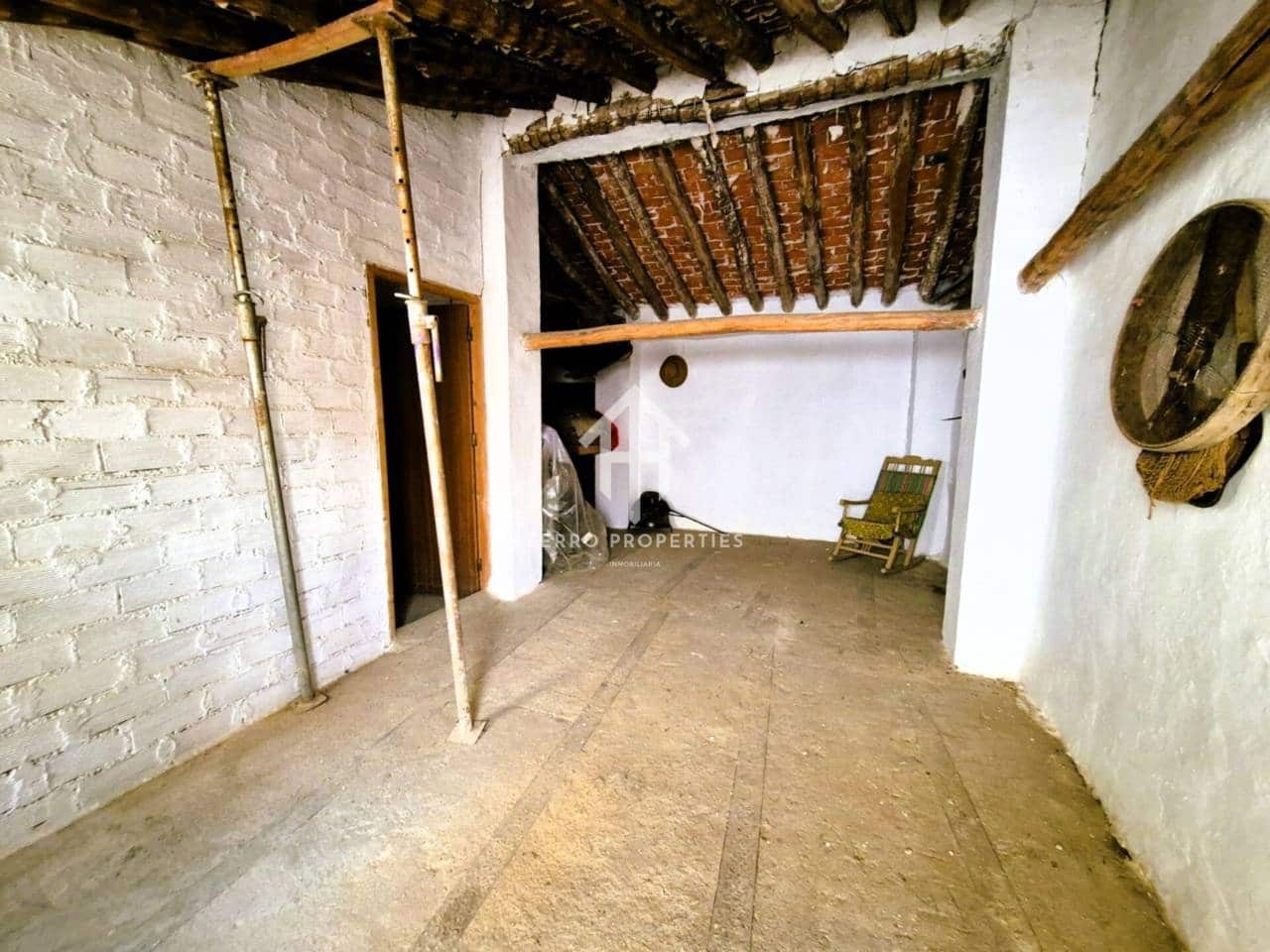 4 quarto Apartamento para venda em Zagra - 48 900 € (Ref: 9152617)