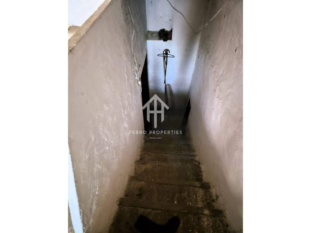 5 slaapkamer Huis te koop in Loja - € 69.900 (Ref: 9152619)