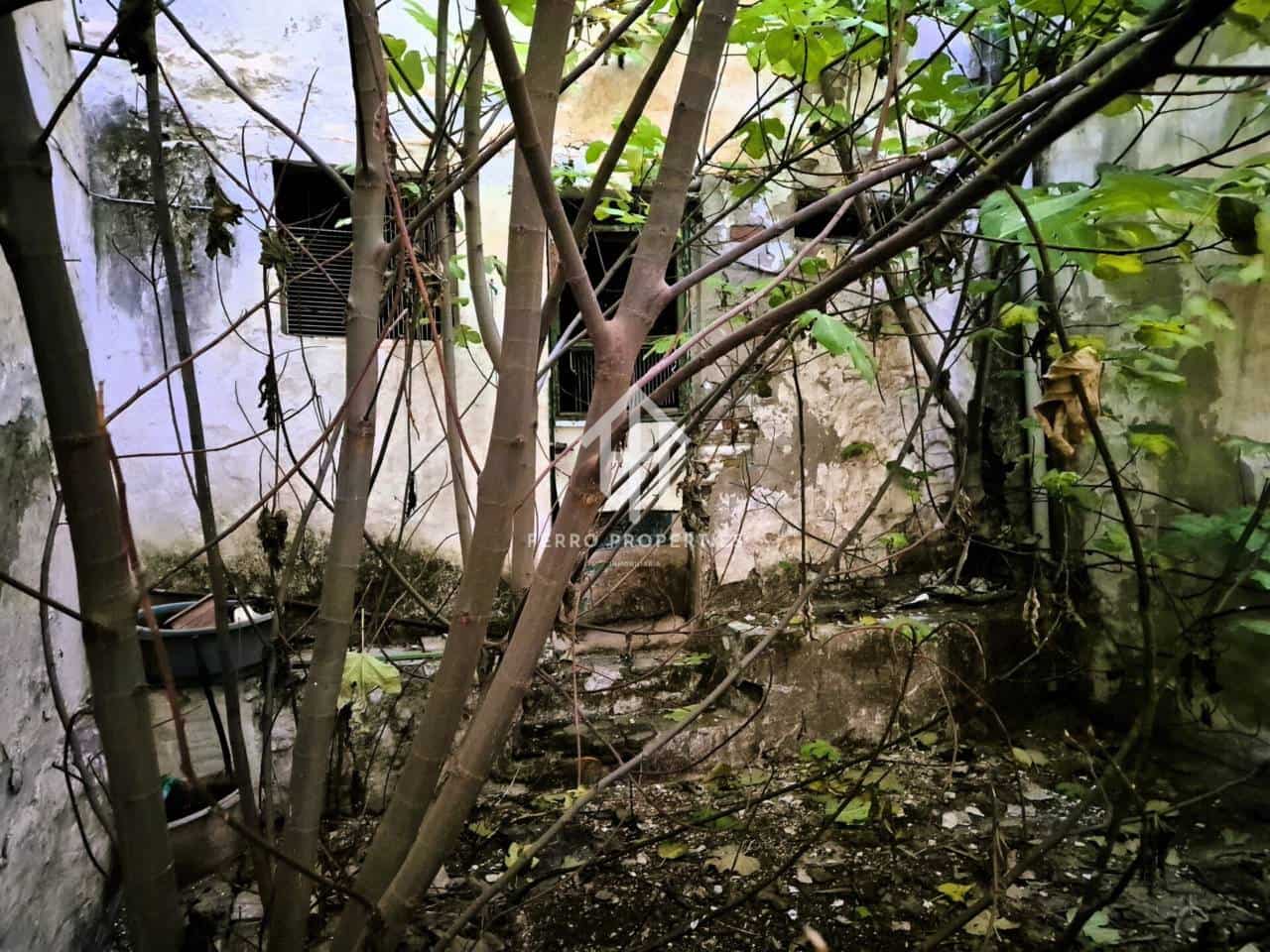 5 slaapkamer Huis te koop in Loja - € 69.900 (Ref: 9152619)