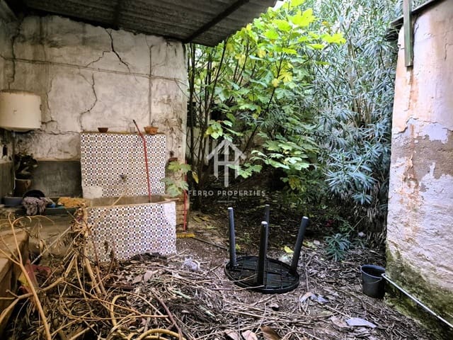 5 Zimmer Haus zu verkaufen in Loja - 69.900 € (Ref: 9152619)