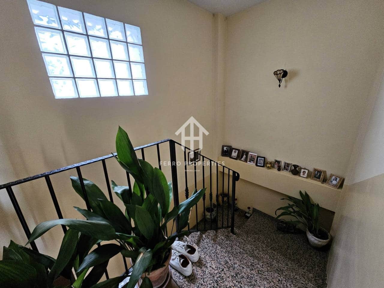 4 slaapkamer Appartement te koop in Loja met garage - € 124.900 (Ref: 9152623)