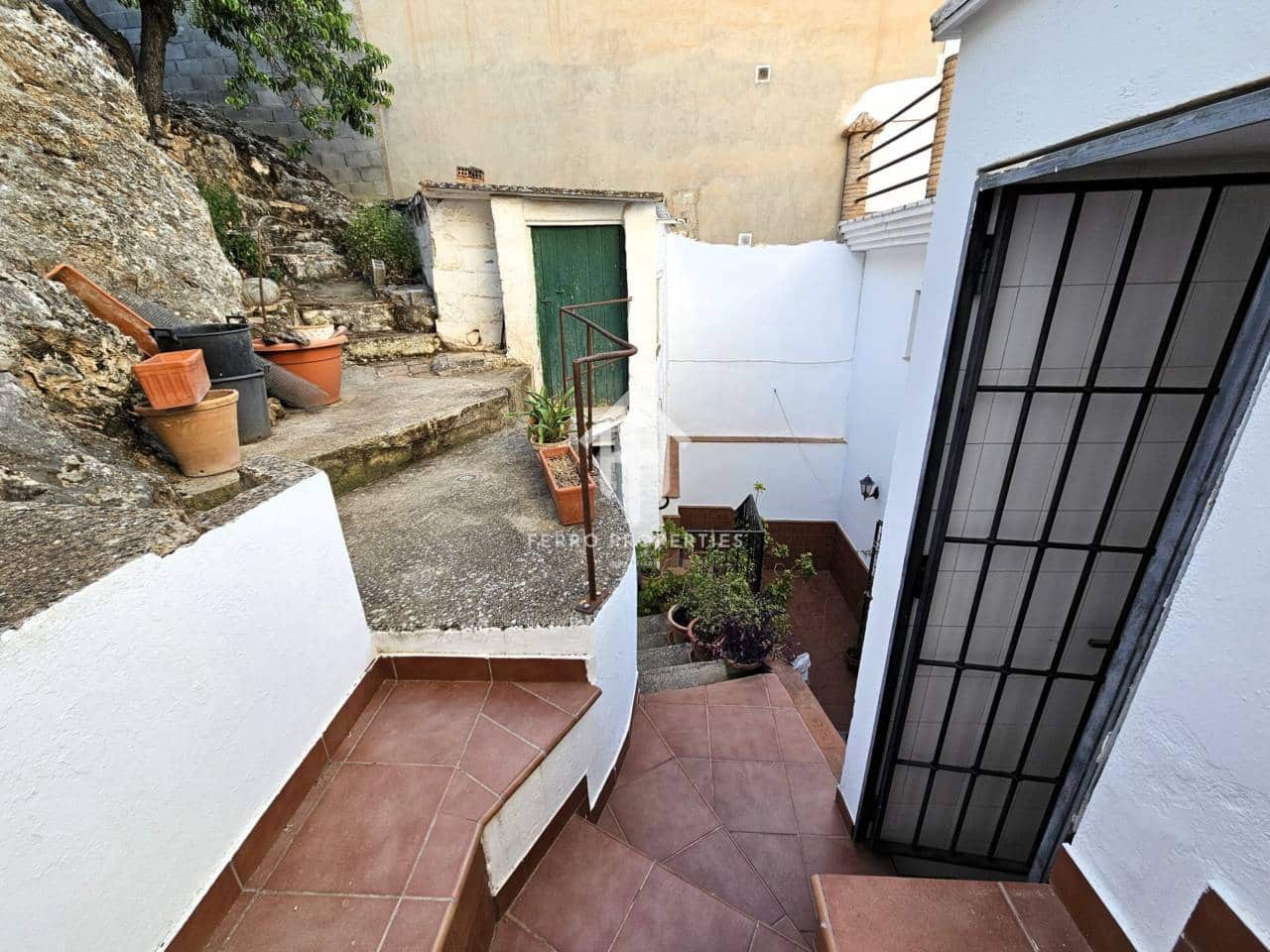 4 slaapkamer Appartement te koop in Loja met garage - € 124.900 (Ref: 9152623)