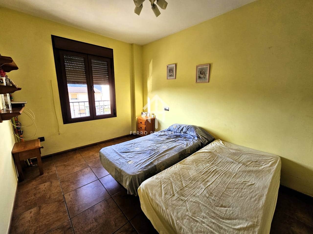 4 slaapkamer Appartement te koop in Loja met garage - € 124.900 (Ref: 9152623)