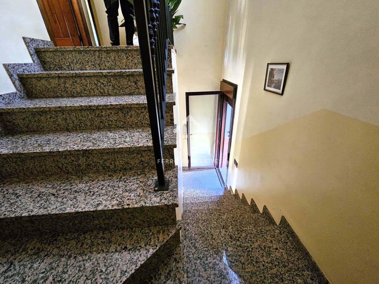 4 slaapkamer Appartement te koop in Loja met garage - € 124.900 (Ref: 9152623)