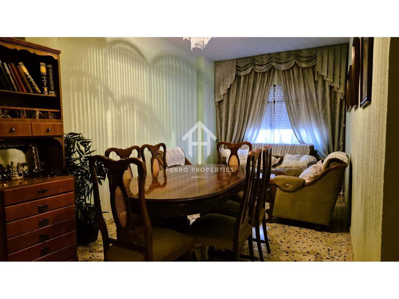 4 Zimmer Haus zu verkaufen in Loja mit Garage - 199.000 € (Ref: 9152625)