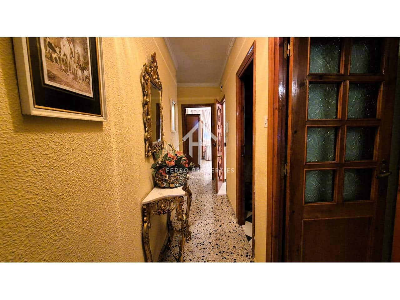 4 Zimmer Haus zu verkaufen in Loja mit Garage - 199.000 € (Ref: 9152625)