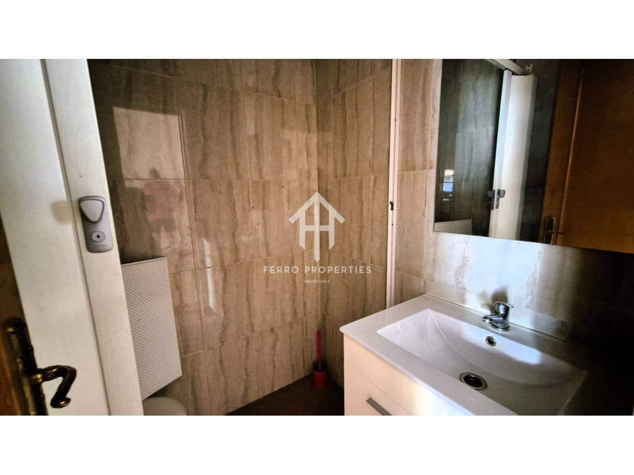 4 Zimmer Haus zu verkaufen in Loja mit Garage - 199.000 € (Ref: 9152625)