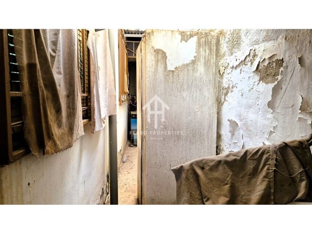 4 Zimmer Haus zu verkaufen in Loja mit Garage - 199.000 € (Ref: 9152625)