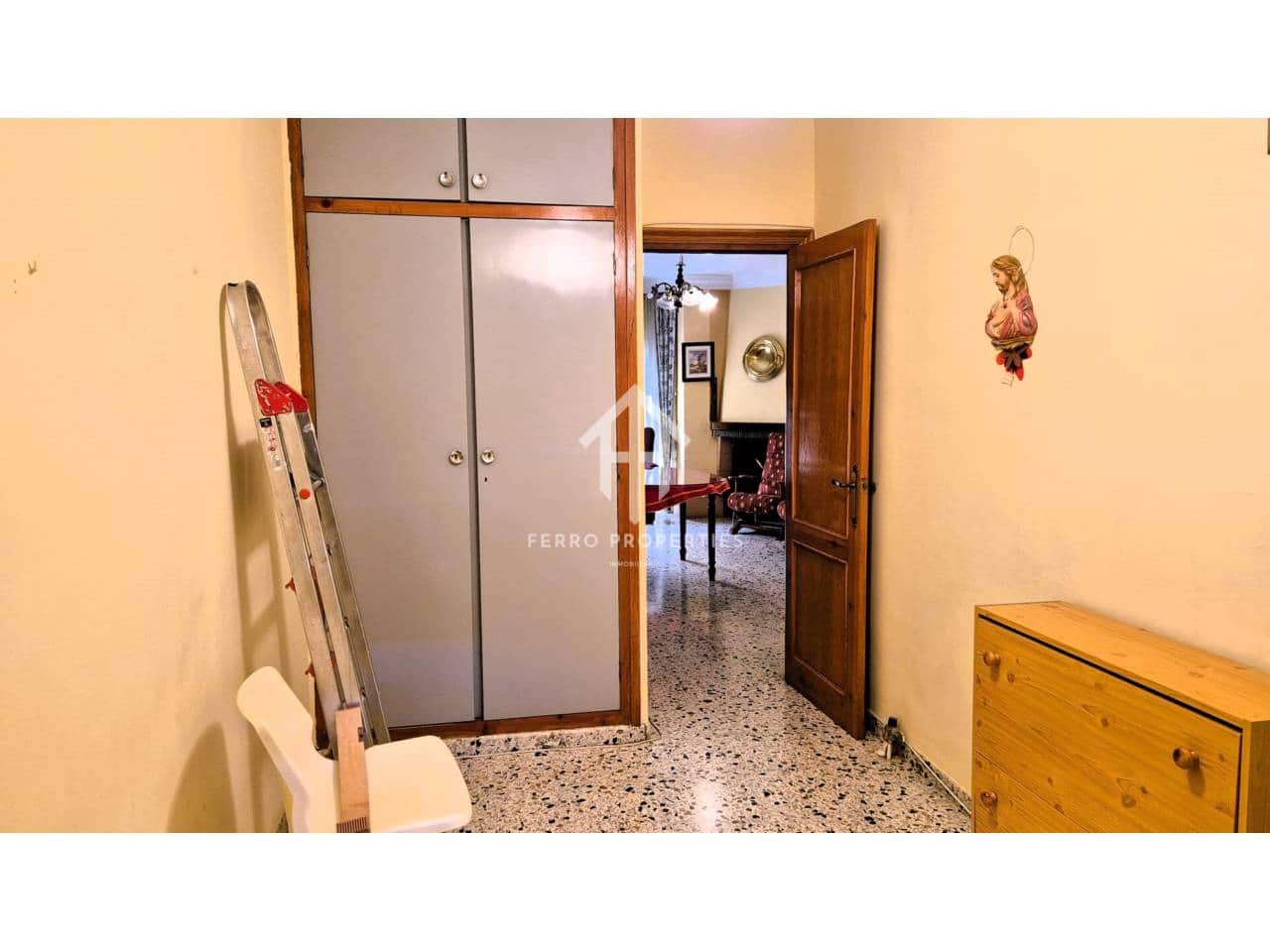 4 Zimmer Haus zu verkaufen in Loja mit Garage - 199.000 € (Ref: 9152625)