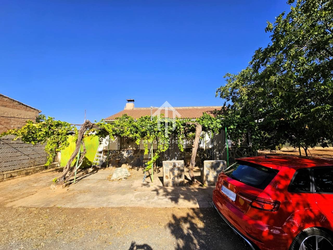 Landgrundstück zu verkaufen in Moraleda de Zafayona - 195.000 € (Ref: 9152627)