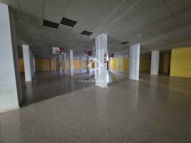 Erhverv til salg i Albolote - € 750.000 (Ref: 9152632)