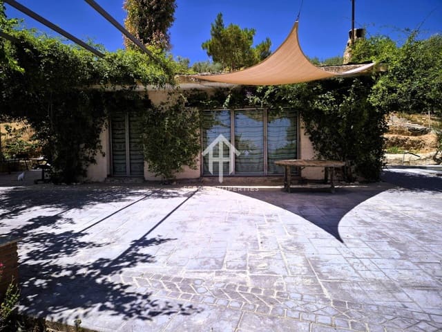 Finka/Dom wiejski na sprzedaż w Loja - 149 900 € (Ref: 9152634)