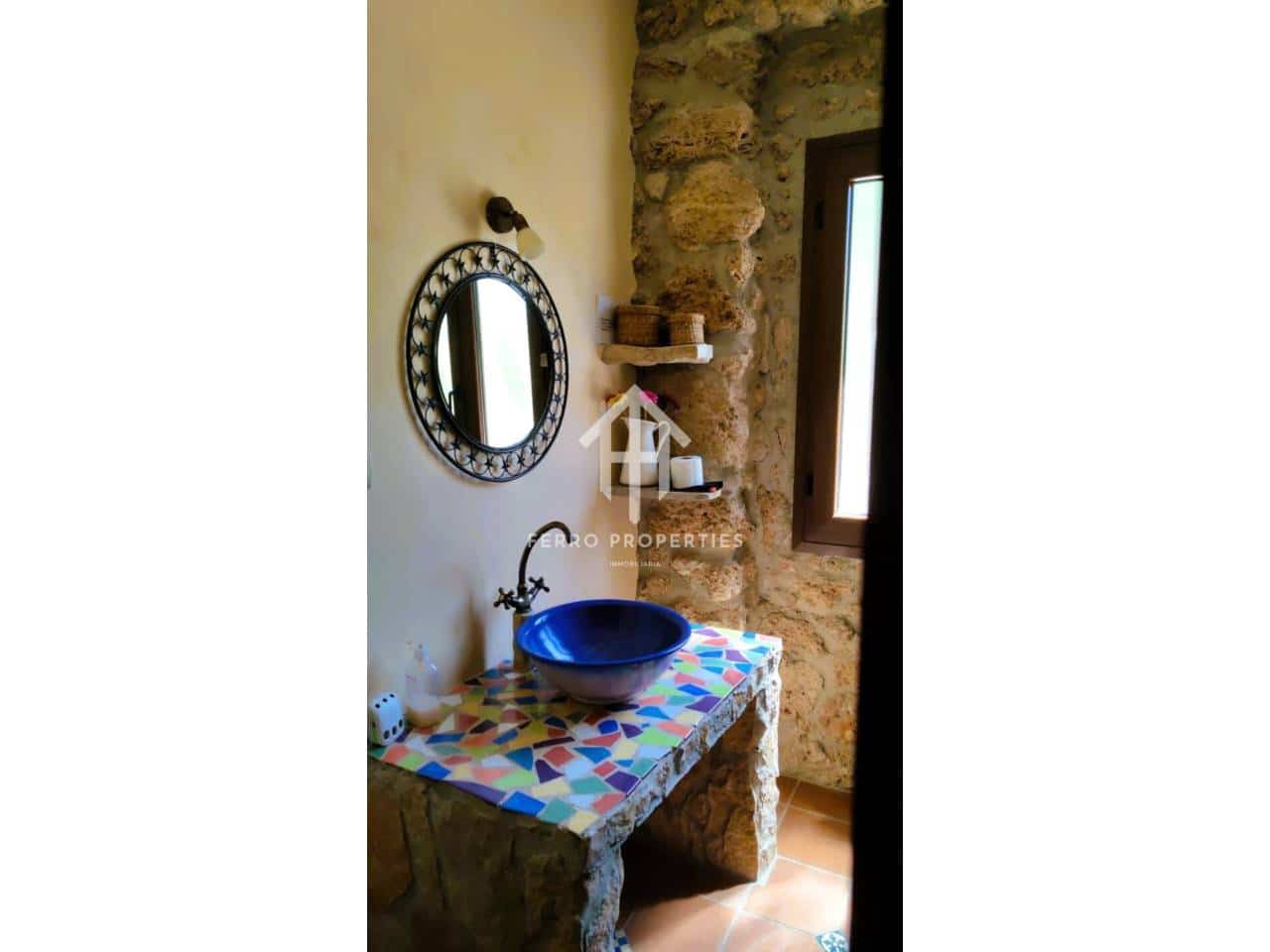 5 sypialnia Finka/Dom wiejski na sprzedaż w Algarinejo z basenem - 249 900 € (Ref: 9152635)