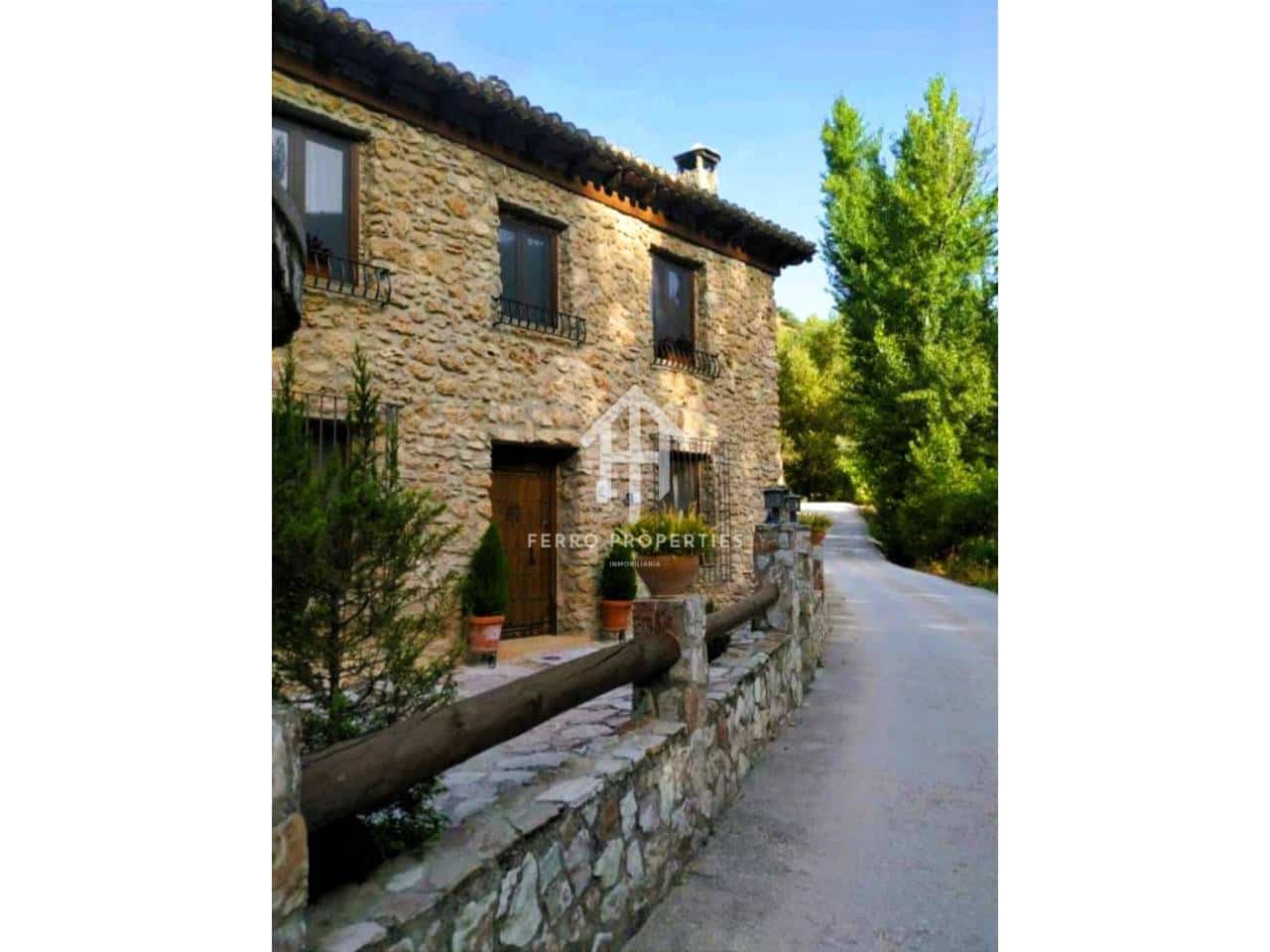 5 sypialnia Finka/Dom wiejski na sprzedaż w Algarinejo z basenem - 249 900 € (Ref: 9152635)