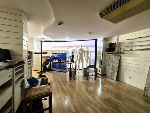 1 makuuhuone Kaupallinen myytävänä paikassa Loja - 118 900 € (Ref: 9152639)