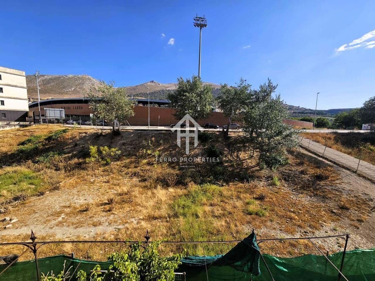 9 sypialnia Finka/Dom wiejski na sprzedaż w Loja - 78 900 € (Ref: 9152640)