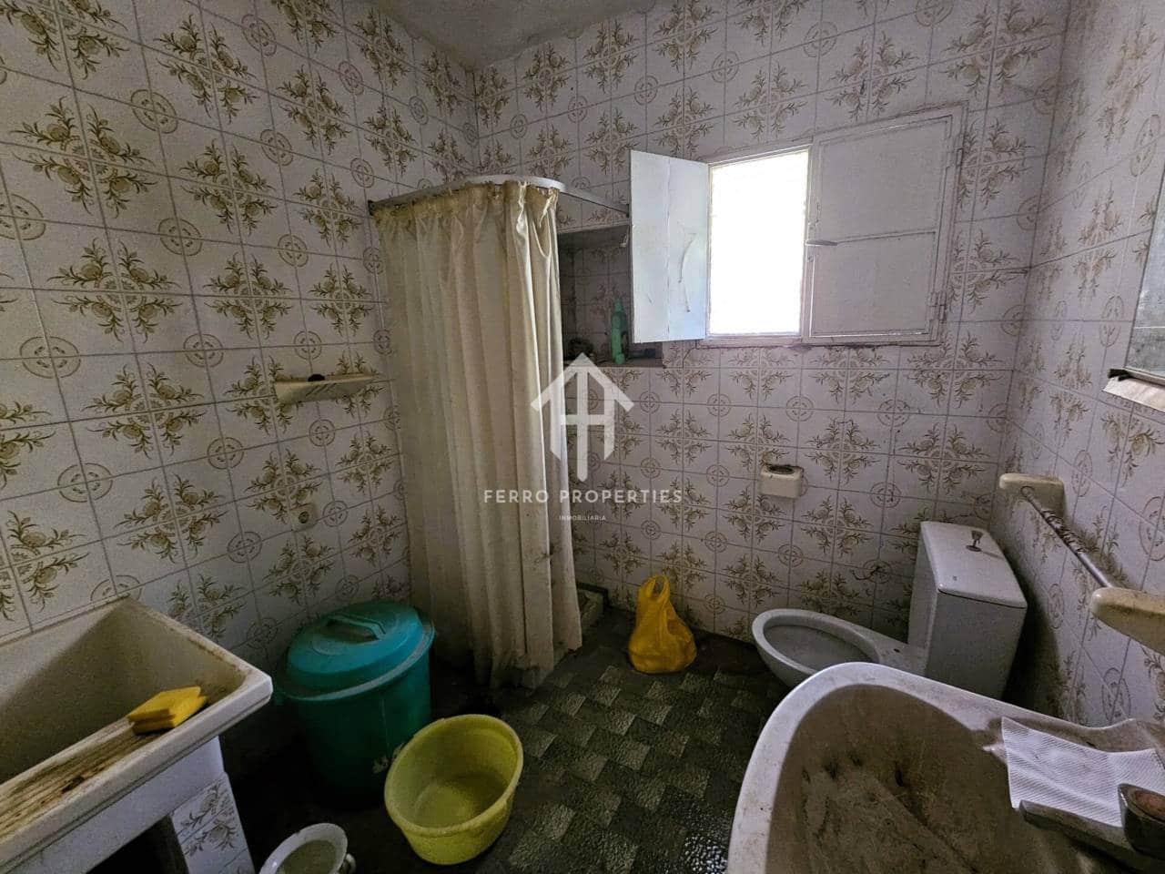 9 sypialnia Finka/Dom wiejski na sprzedaż w Loja - 78 900 € (Ref: 9152640)