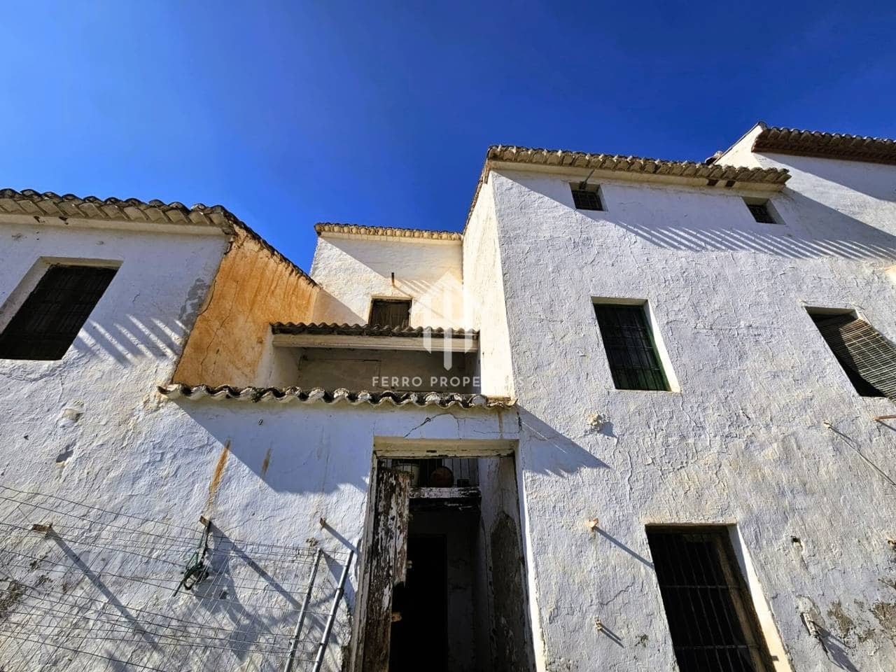 9 sypialnia Finka/Dom wiejski na sprzedaż w Loja - 78 900 € (Ref: 9152640)