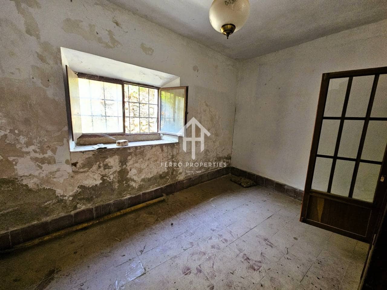 9 sypialnia Finka/Dom wiejski na sprzedaż w Loja - 78 900 € (Ref: 9152640)