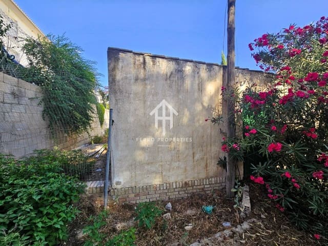 9 sypialnia Finka/Dom wiejski na sprzedaż w Loja - 78 900 € (Ref: 9152640)