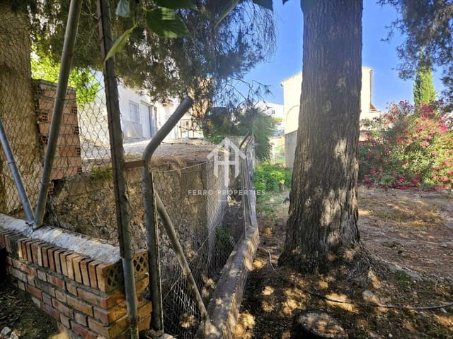 9 sypialnia Finka/Dom wiejski na sprzedaż w Loja - 78 900 € (Ref: 9152640)