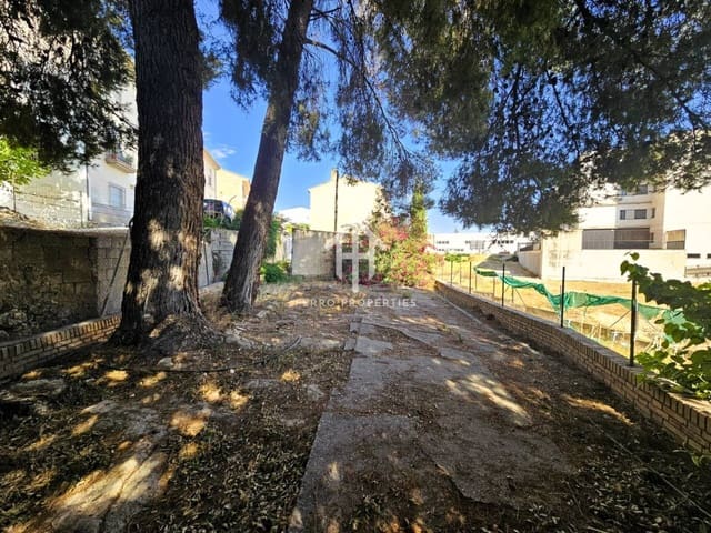 9 sypialnia Finka/Dom wiejski na sprzedaż w Loja - 78 900 € (Ref: 9152640)