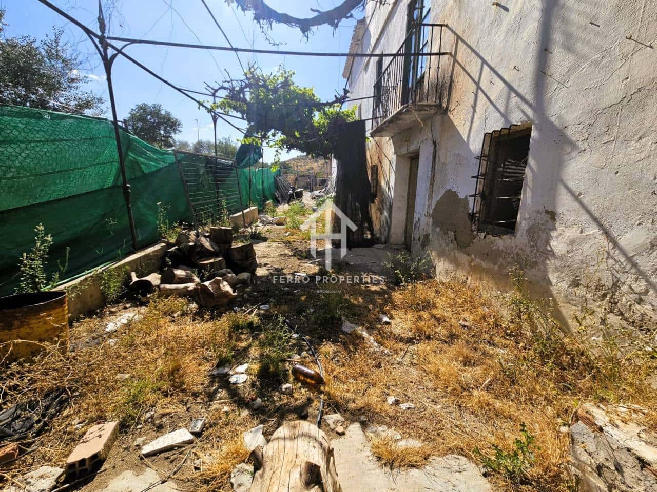 9 sypialnia Finka/Dom wiejski na sprzedaż w Loja - 78 900 € (Ref: 9152640)