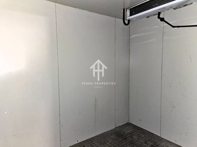 Erhverv til leje i Loja - € 400 (Ref: 9152641)