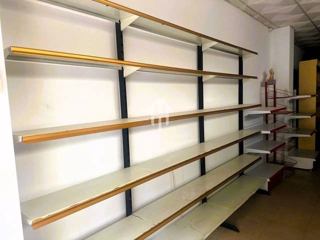 Erhverv til leje i Loja - € 400 (Ref: 9152641)